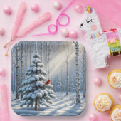 Roter Kardinal auf schneebedecktem Pinienwald Pappteller (Party)