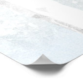 Roter Kardinal Bird in schönem, schneebedecktem Bi Poster (Ecke)