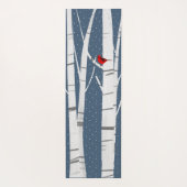 Roter Kardinal im winterlichen Birkenbaum Yogamatte (Rückseite)