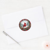 Roter Kardinal mit Stechpalmenbeeren Runder Aufkleber (Umschlag)