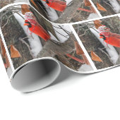 Roter Kardinal mit Winterhut Geschenkpapier (Rolleneckpunkt)