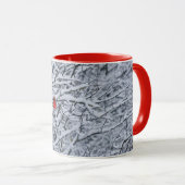 Roter Kardinal-Vogel im Winter-Wintercup der Tasse (VorderseiteRechts)