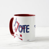 Roter Karo STIMMEN mit US-Flaggenstern Tasse (Vorderseite Links)