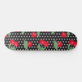 Roter Kirschfrucht Grüne Blätter Schwarz-weiße Pun Skateboard (Horizontal)