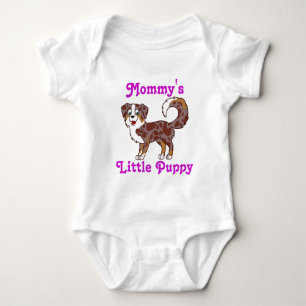 Roter Merle australischer Schäfer mit rosa Text Baby Strampler