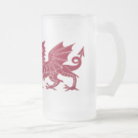 Roter mittelalterlicher Drache-Glasbier-Tasse
