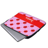 Roter Mohn auf Rosa Laptopschutzhülle (Vorne Knopf)