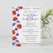 Roter Mohn und Kornblume Rustikale Hochzeit aus Ho Einladung (Stehend Vorderseite)