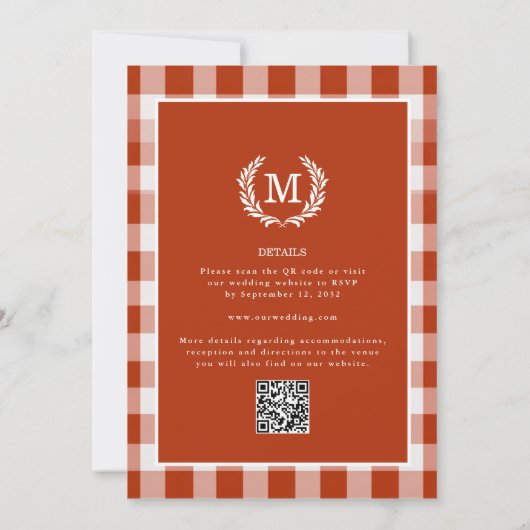 Roter Orange Gingham Monogram Wappen QR Code Einladung (Rückseite)