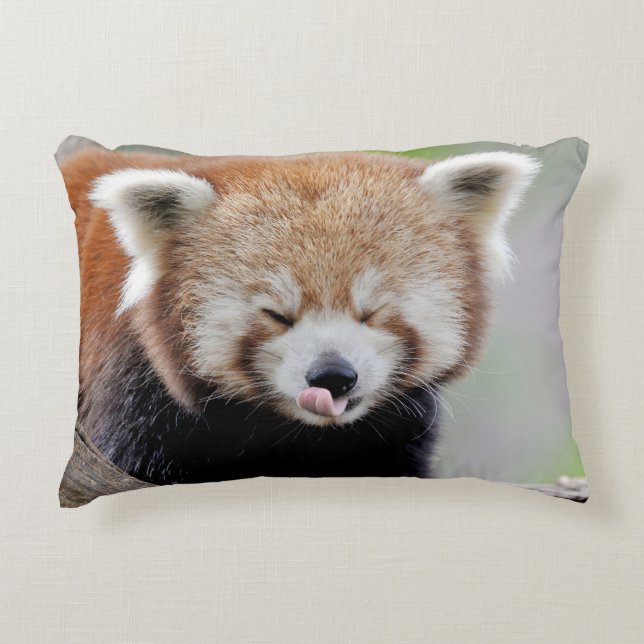 Roter Panda mit Kissen aus Foto. (Vorderseite)