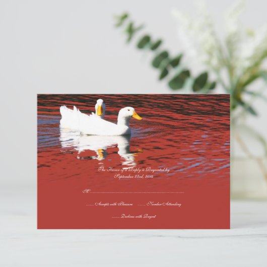 Roter Pop Art Pekin Ducks Hochzeit Einladung UAWG (Stehend Vorderseite)