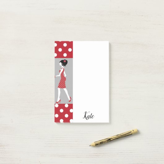 Roter Punkt nach der Notiz (Auf Schreibtisch)