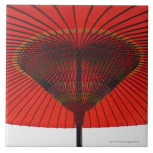 Roter Regenschirm 2 Fliese