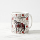 Roter Rosen Ritter in strahlender Rüstung Kaffeetasse (VorderseiteRechts)