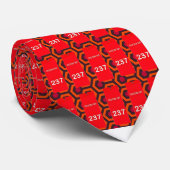 Roter Rum im Saal 237 Krawatte (Gerollt)