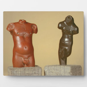 Roter Sandstein männlicher Torso und Grausandstein Fotoplatte