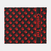 Roter Schädel und Querknochen mit benutzerdefinier Fleecedecke (Vorderseite (Horizontal))