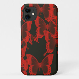 roter Schmetterling vor dunklem nächtlichen Hinter iPhone 11 Hülle