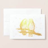 Roter Schwanz Hawk Lovebird Vögel in Schnee Weihna Folienkarte (Vorderseite mit Umschlag)