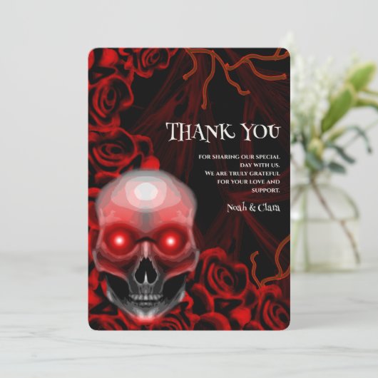 Roter Schwarzer Blütenschwarz Dunkelmoody Gothisch Dankeskarte (Stehend Vorderseite)