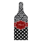 Roter schwarzer Damast punktiert personalisiertes Schneidebrett (Vorderseite)