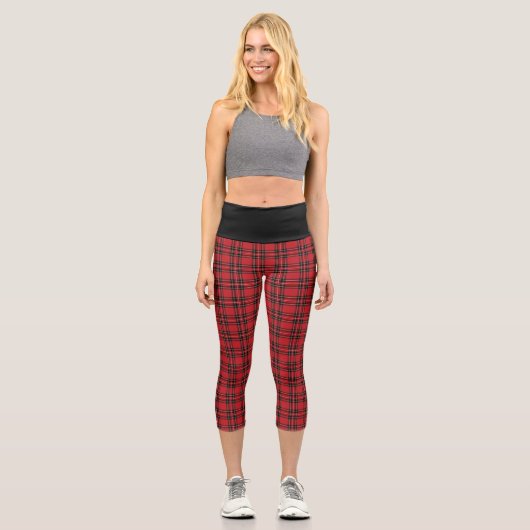 Roter Schwarzer Tartan Karierter Hochgebirgspänner Capri Leggings (Vorderseite)
