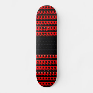 Roter Schwarzer Zaun Skateboard