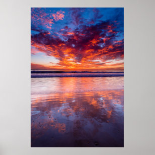 Roter Sonnenuntergang über dem Meer, Kalifornien Poster