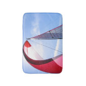 Roter Spinnaker mit Sun Badematte (Vorderseite Vertikal)