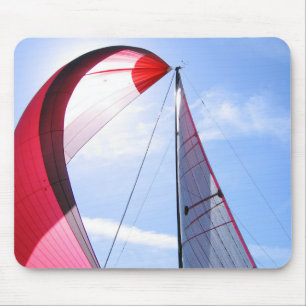 Roter Spinnaker mit Sun Mousepad
