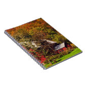 Roter Stall im Herbst Notizblock (Rechte Seite)