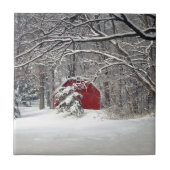 Roter Stall im Schnee 2011 Fliese (Vorderseite)
