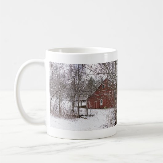 Roter Stall in der Schneekaffee-Tasse Kaffeetasse (Links)