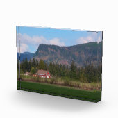 Roter Stall und Monte Enumclaw Fotoblock (Rechts)
