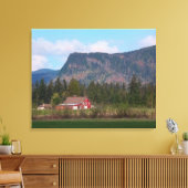 Roter Stall und Monte Enumclaw Leinwanddruck (Insitu (Wohnzimmer))