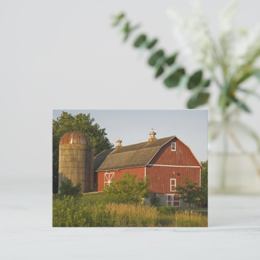 Roter Stall und Silo Postkarte (Stehend Vorderseite)