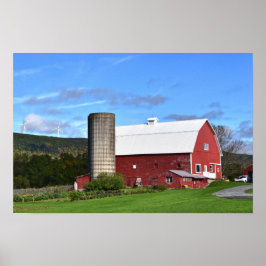 Roter Stall und Windturbinen 12 x 8 Poster