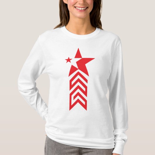 Roter Stern mit Chevron-Pfeilen T-Shirt (Vorderseite)
