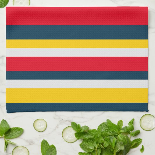 Roter Streifen Geschirrtuch (Gefaltet)