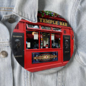Roter Tempel-Bar Pub in Dublin-Knopf Button (Beispiel)