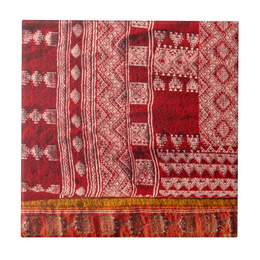 Roter Teppich auf dem Markt Fliese (Vorderseite)