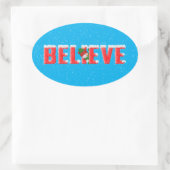 Roter Text BELIEVE mit Schneemann Ovaler Aufkleber (Tasche)