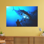 Roter Thun im Netz gefangen Leinwanddruck (Insitu (Wohnzimmer))