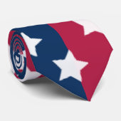 roter und blauer Block mit weißen Sternen Krawatte (Gerollt)