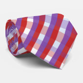 Roter und Lila Gingham Streifen Krawatte (Gerollt)