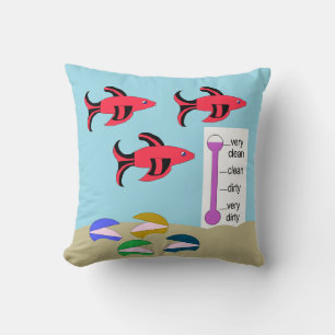 Roter und schwarzer Fisch mit 4 Muscheln: Kissen