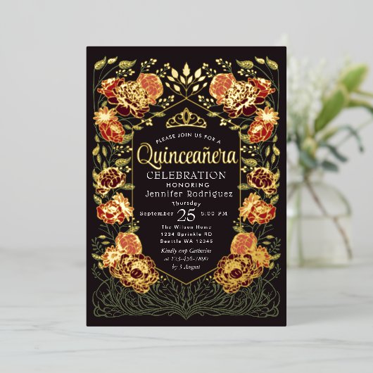 Roter und Schwarzer verzauberter Garten Quinceaner Folieneinladung (Stehend vorne)