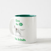 Roter und weißer Setzer-Kuss ich bin ich irisch Zweifarbige Tasse (Vorderseite Links)