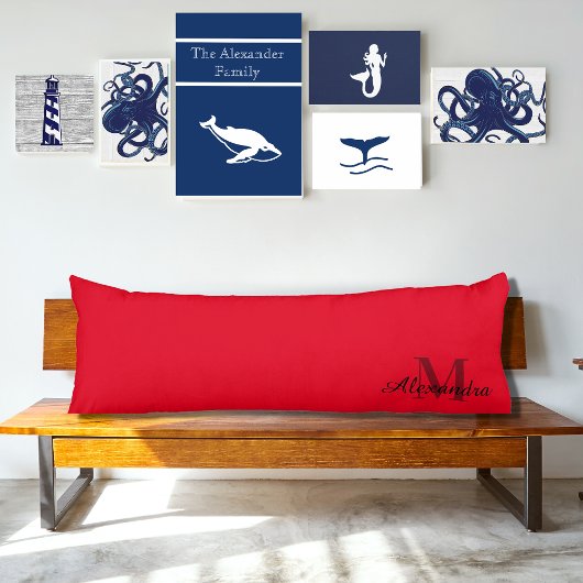 Roter Vollfarbenmonogramm-Name Anfangsbuchstabe Ki Seitenschläferkissen