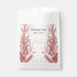 Roter Weihnachtsbaum Schneedekoration Schöne Geschenktütchen